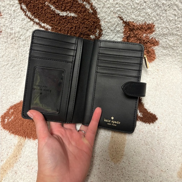 Kate Spade Wallet - Picture 2 of 3